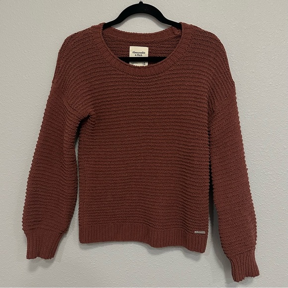 Abercrombie & Fitch sweater - Picture 1 of 4